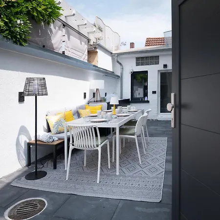 House 756 - 4 Schlafzimmer, 2 Badezimmer, Gaeste Wc, Sauna, Outdoor-kueche *